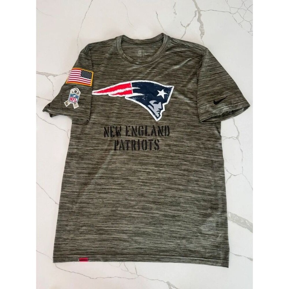 New England Patriots Nike On-Field Salute to Service Shirt 2022 Medium
